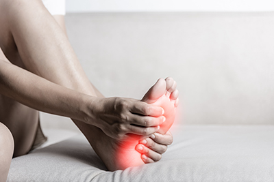 Plantar fasciitis Illustration of plantar fasciitis in red hightlights